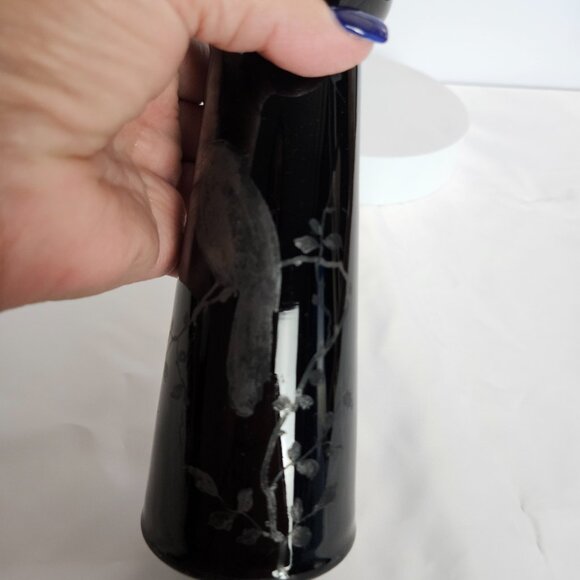 Czechoslovakian Pottery Vase Black Hand-Etched Bird Motif Gloss Finish 6.5"t - Picture 8 of 16